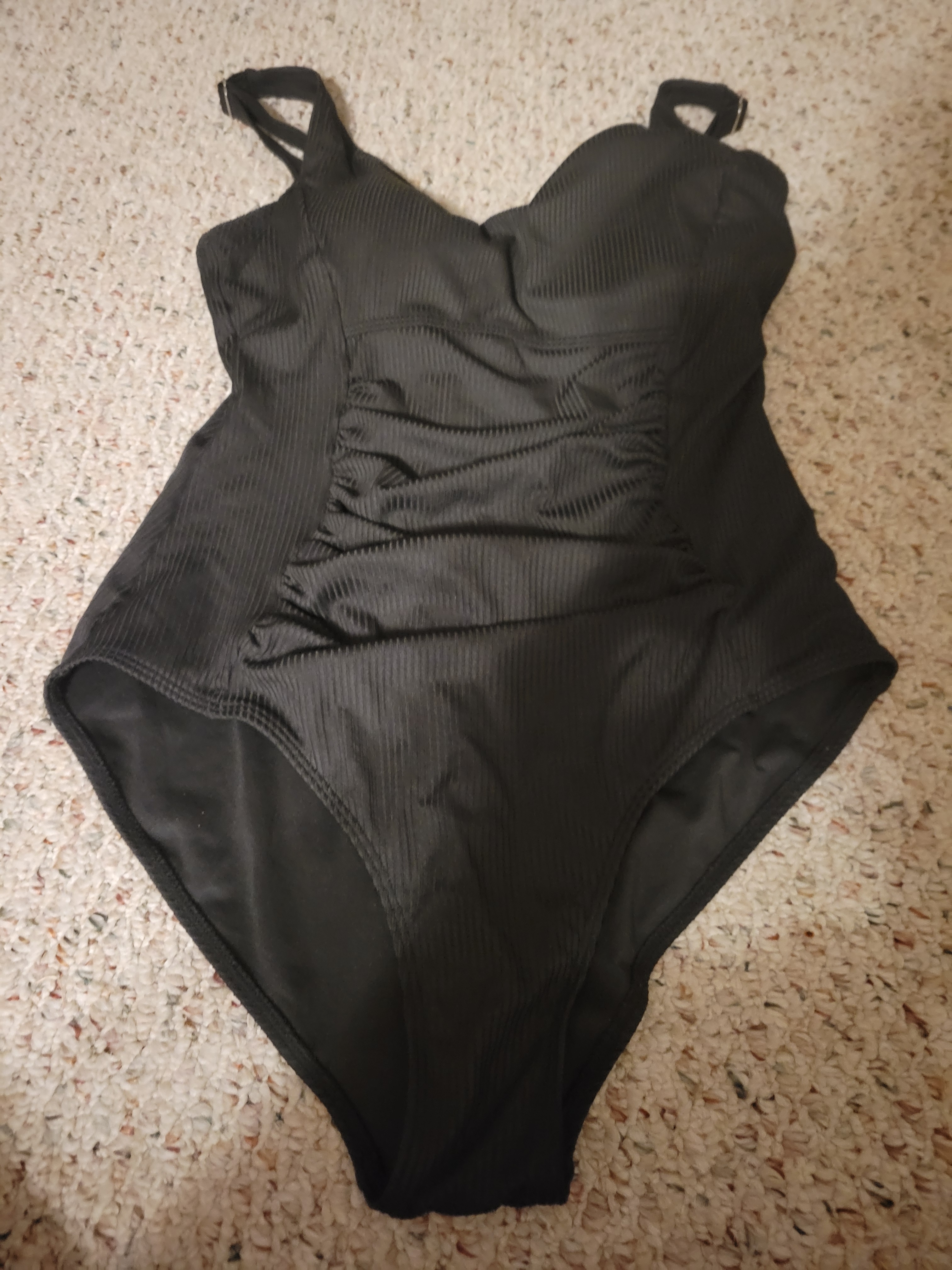 Classic Black One-Piece Swim Suit With Supportive Ruched Front